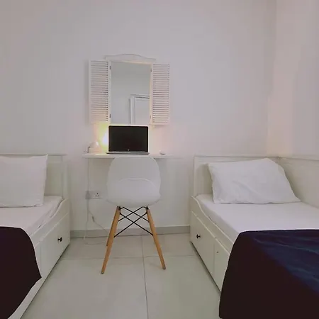 Apartament Kallucci's Maison De La Larnaca