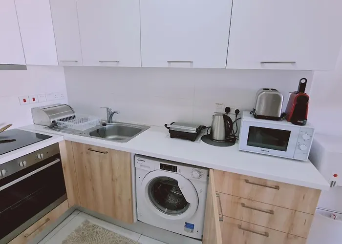 Kallucci's Maison De La Ларнака