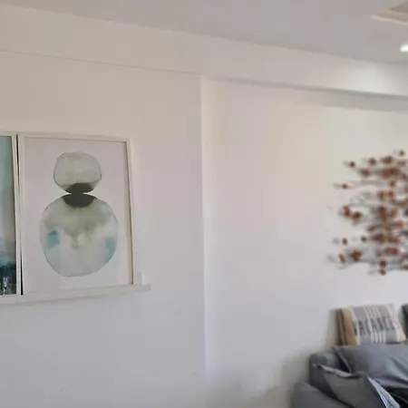 Kallucci's Maison De La * לרנקה